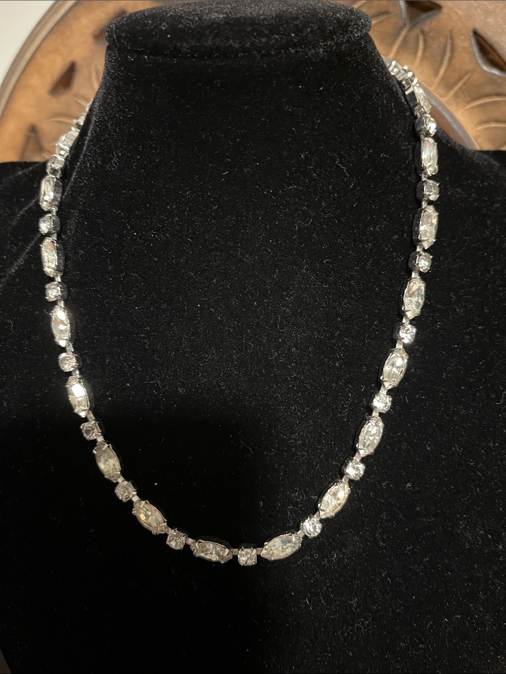 Beautiful Eisenberg Vintage necklace